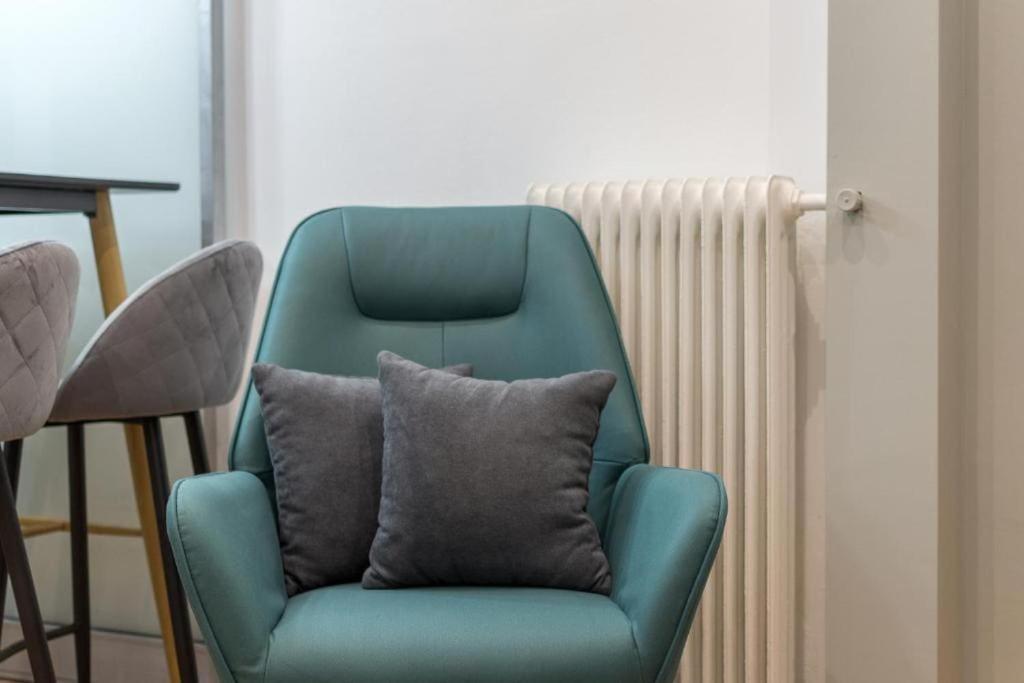 Fully Renovated 1 Bedroom Condo Athen Exterior foto